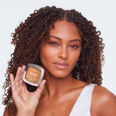 L'Oréal Paris Accord Parfait Cipria Compatta Uniformante – Polvere Viso Ultra Fine a Coprenza Modulabile – Formula con Pigmenti Minerali e Tecnologia Skin-Matching™ Finish Matte Naturale