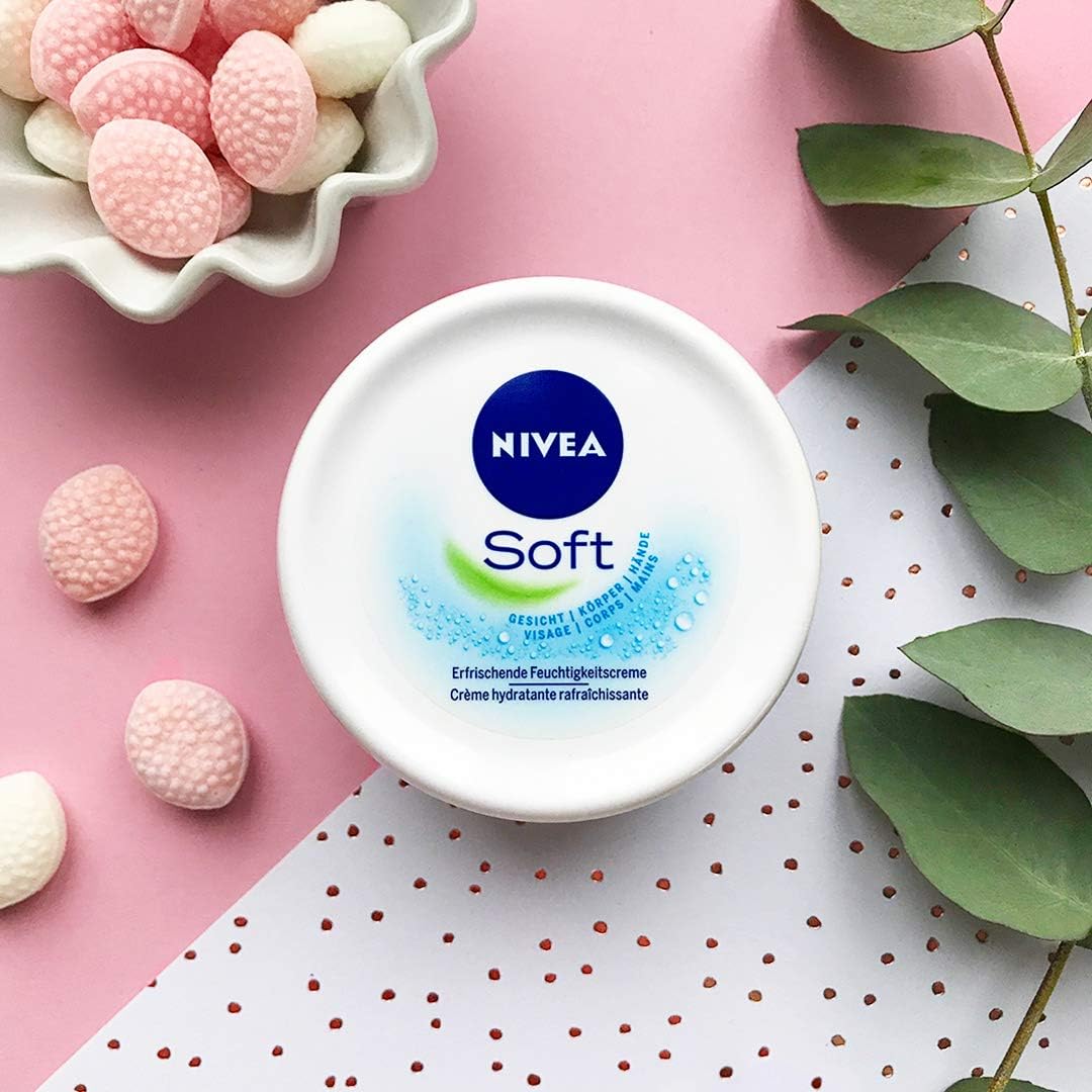NIVEA Soft Crema Idratante Multiuso 200 ml | 48h Idratazione Intensa | Formula Vegana 98% Biodegradabile | Olio di Jojoba & Vitamina E