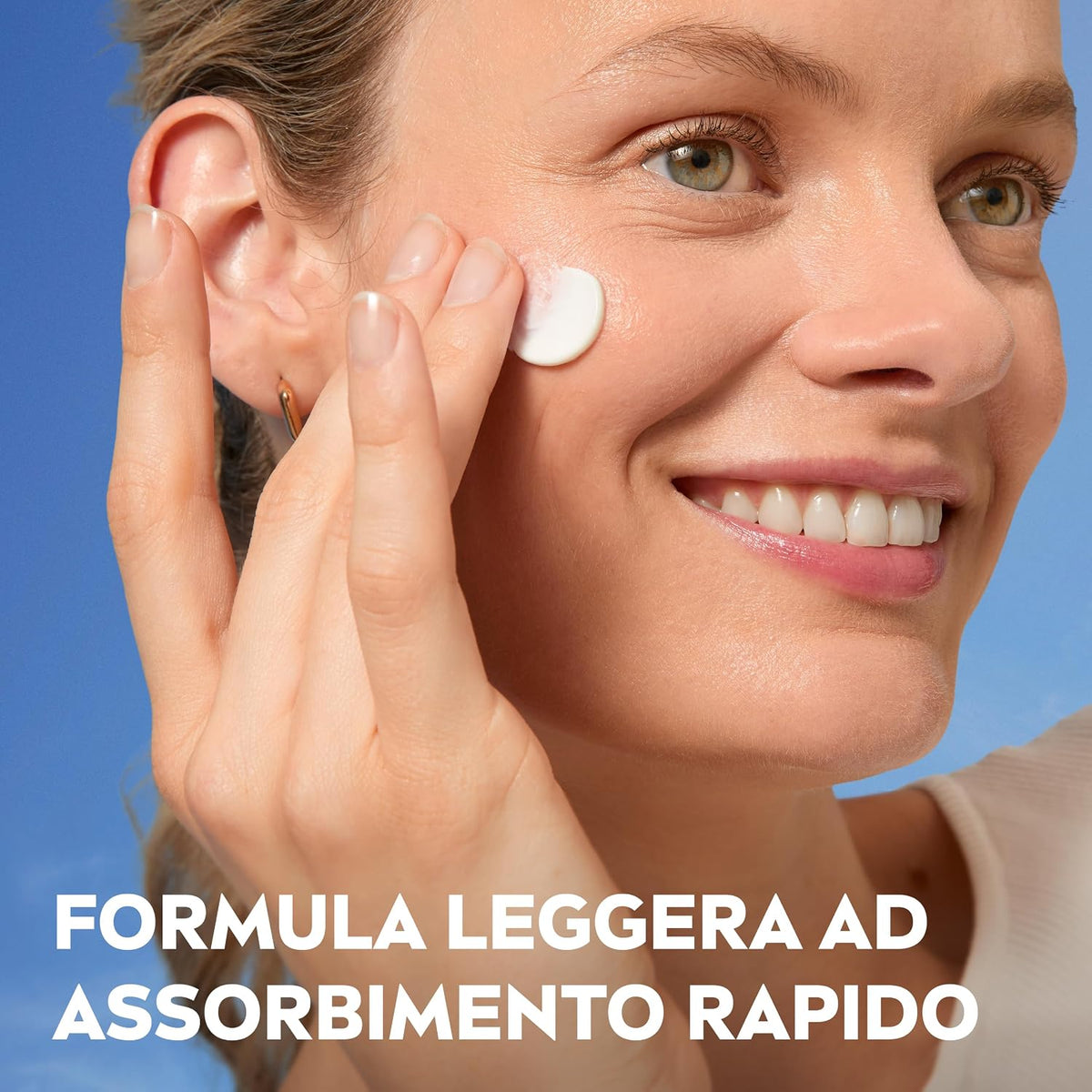 Nivea Crema Giorno Rinfrescante Aloe Vera Acido Ialuronico SPF15 Pelle Normale – Idratazione 24H Anti-Fotoinvecchiamento