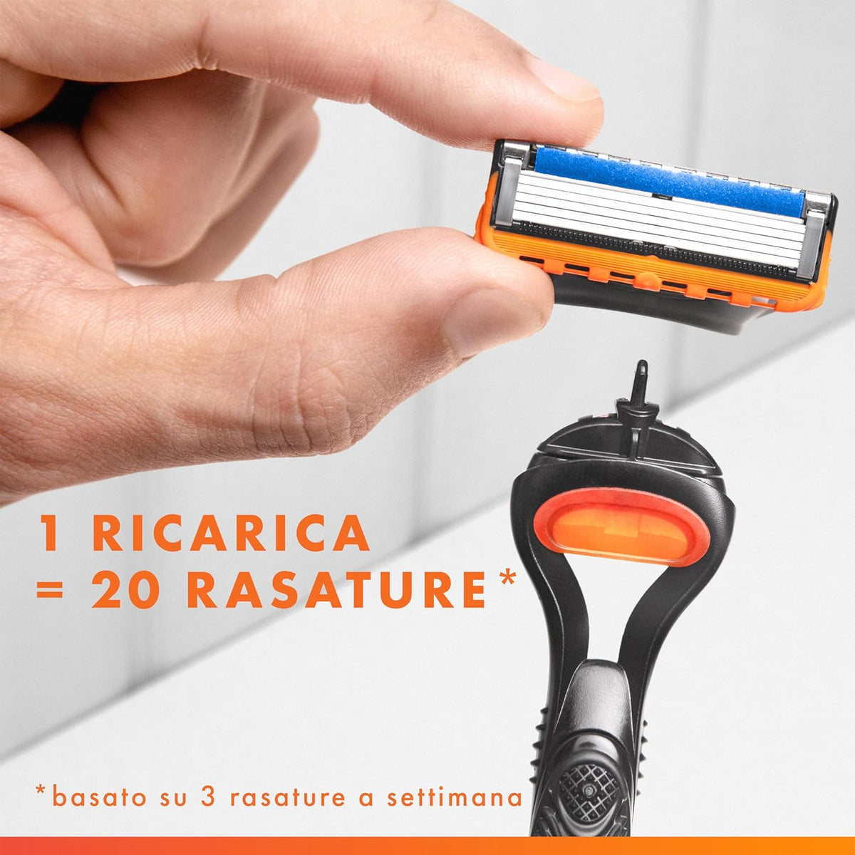 Gillette Fusion5 Lamette di Ricambio Rasoio Uomo Pacco Risparmio 9 Testine – 5 Lame Anti-Attrito e Rifinitore di Precisione