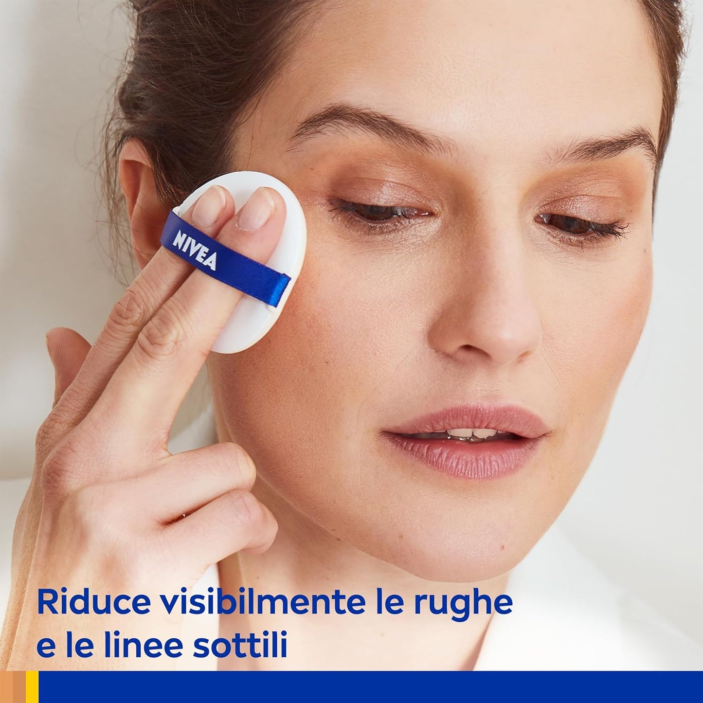 NIVEA Q10 Anti-Rughe POWER 3in1 Skin Care Cushion 15g – Fondotinta Idratante 24h con SPF 15 – Disponibile in Light-Medium e Dark