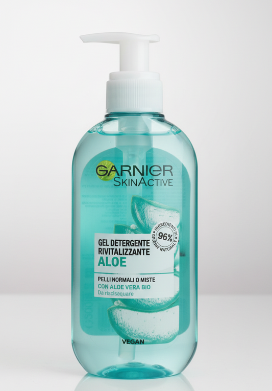 Garnier SkinActive Gel Detergente Viso Rivitalizzante 200 ml | Aloe Vera Bio & 96% Origine Naturale | Per Pelli Normali e Miste | Formula Vegan e Senza Siliconi