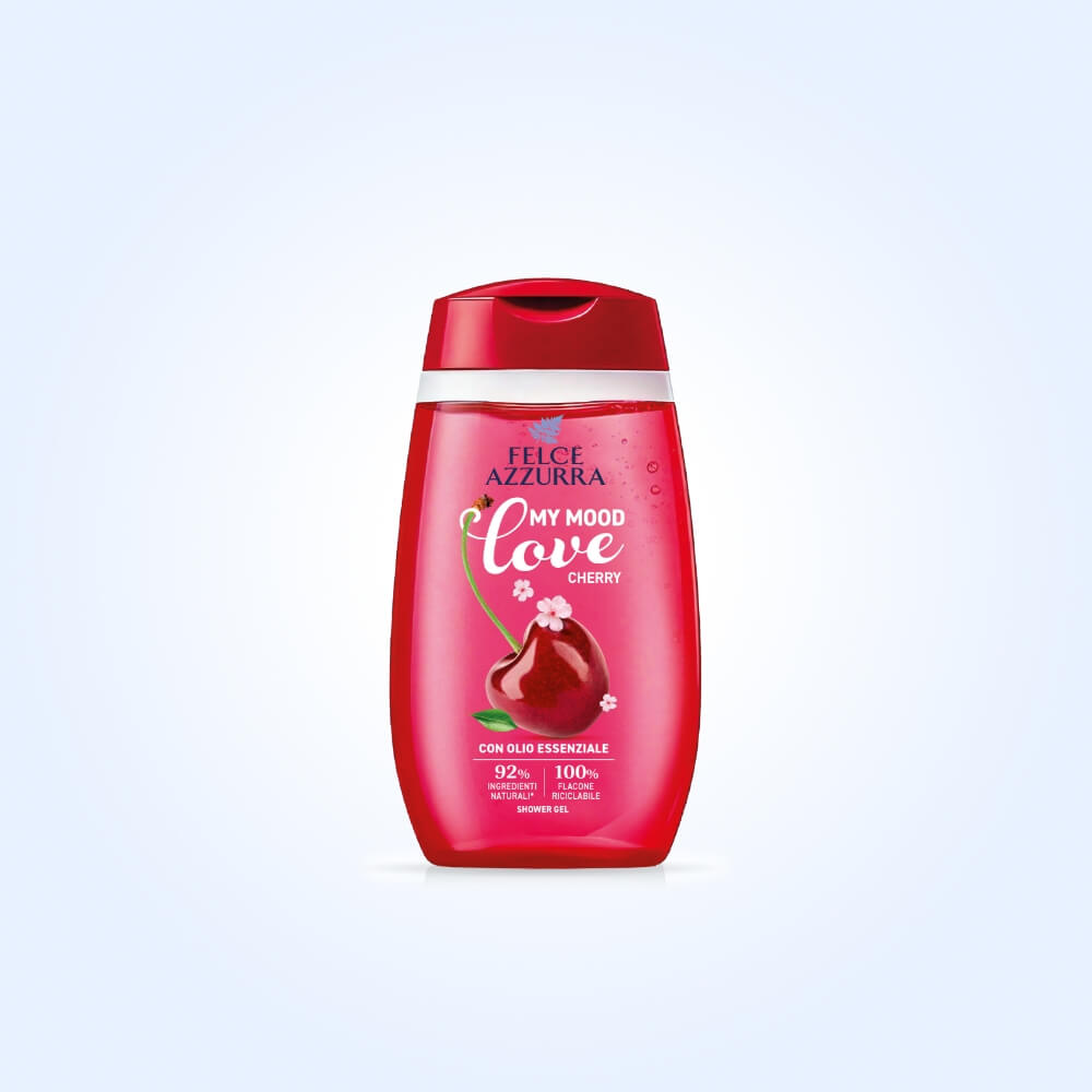 Felce Azzurra Doccia My Mood Love Cherry 250 ml, bagnodoccia profumato con fragranza ciliegia, cannella e sandalo, deterge delicatamente la pelle lasciandola morbida, fresca e avvolta da un profumo intenso e sensuale.