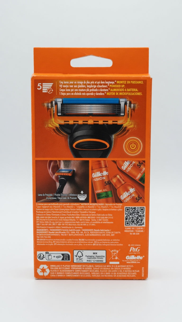 Gillette Fusion5 Rasoio da Uomo | 5 Lame Anti-Attrito di Precisione | Tecnologia a Microalette | 1 Manico + 1 Ricarica | Styling Barba e Rifinitore