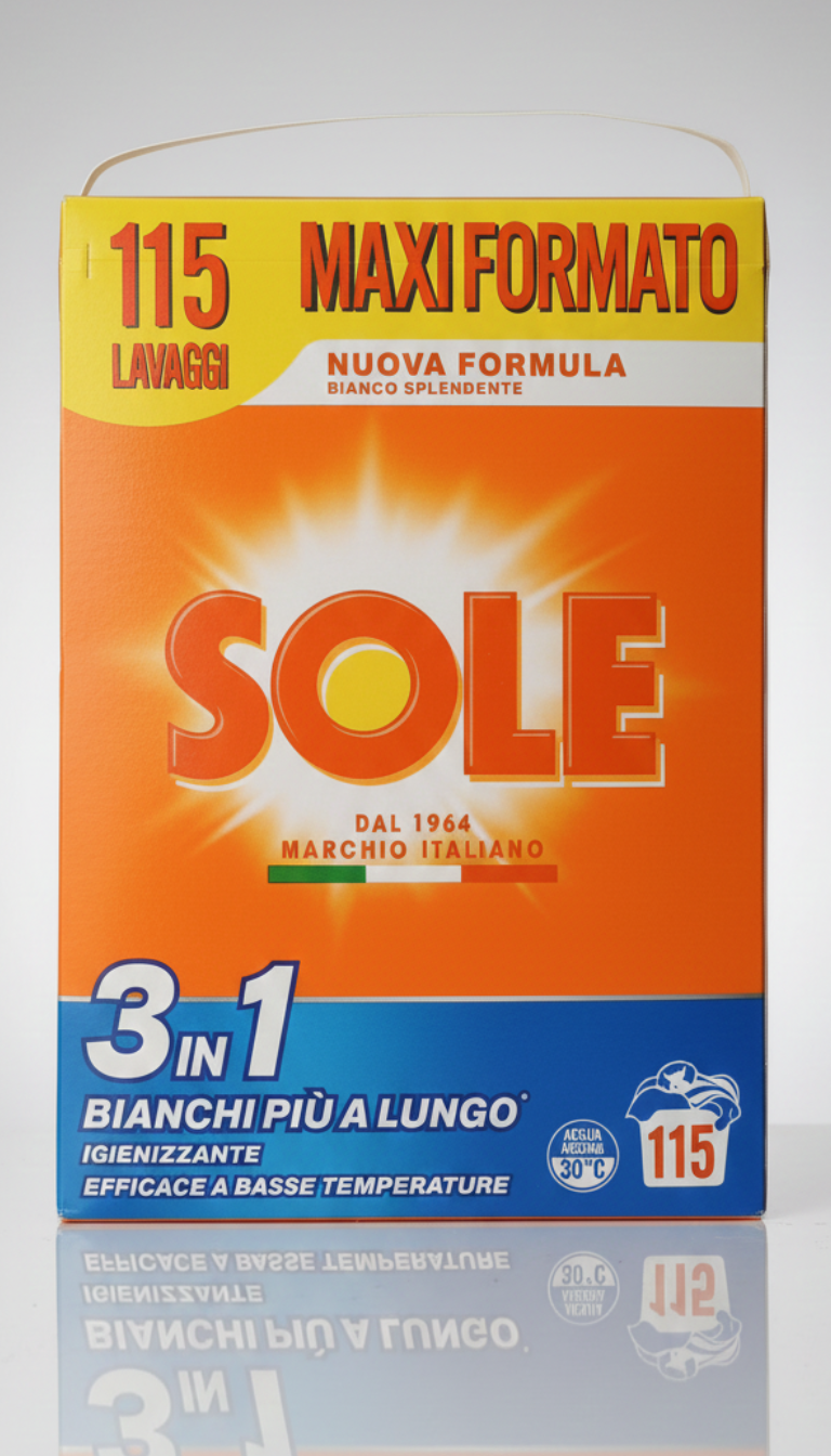 Sole Bianco Splendente Detersivo Lavatrice in Polvere maxi formato 5,175 kg per 115 lavaggi, formula 3 in 1 con azione pulente, smacchiante e igienizzante, ideale per capi bianchi e chiari. Efficace contro le macchie ostinate, aiuta a mantenere il bianco luminoso e il bucato fresco e pulito, con prestazioni ottimali da 30°C a 95°C.