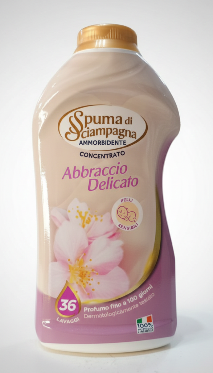 Spuma di Sciampagne | Ammorbidente Concentrato Abbraccio Delicato | 720 ml | 36 Lavaggi | Profumo di Lunga Durata Fino a 100 Giorni | Ideale per Pelli Sensibili | Ipoallergenico | Dermatologicamente Testato
