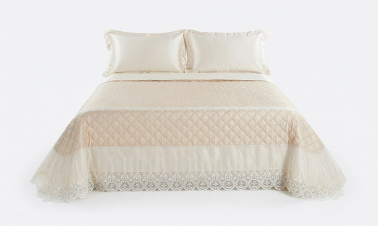 Trapuntino Matrimoniale Renato Balestra Priscilla – Copriletto Primaverile in Raso con Balza in Organza – 260x260cm