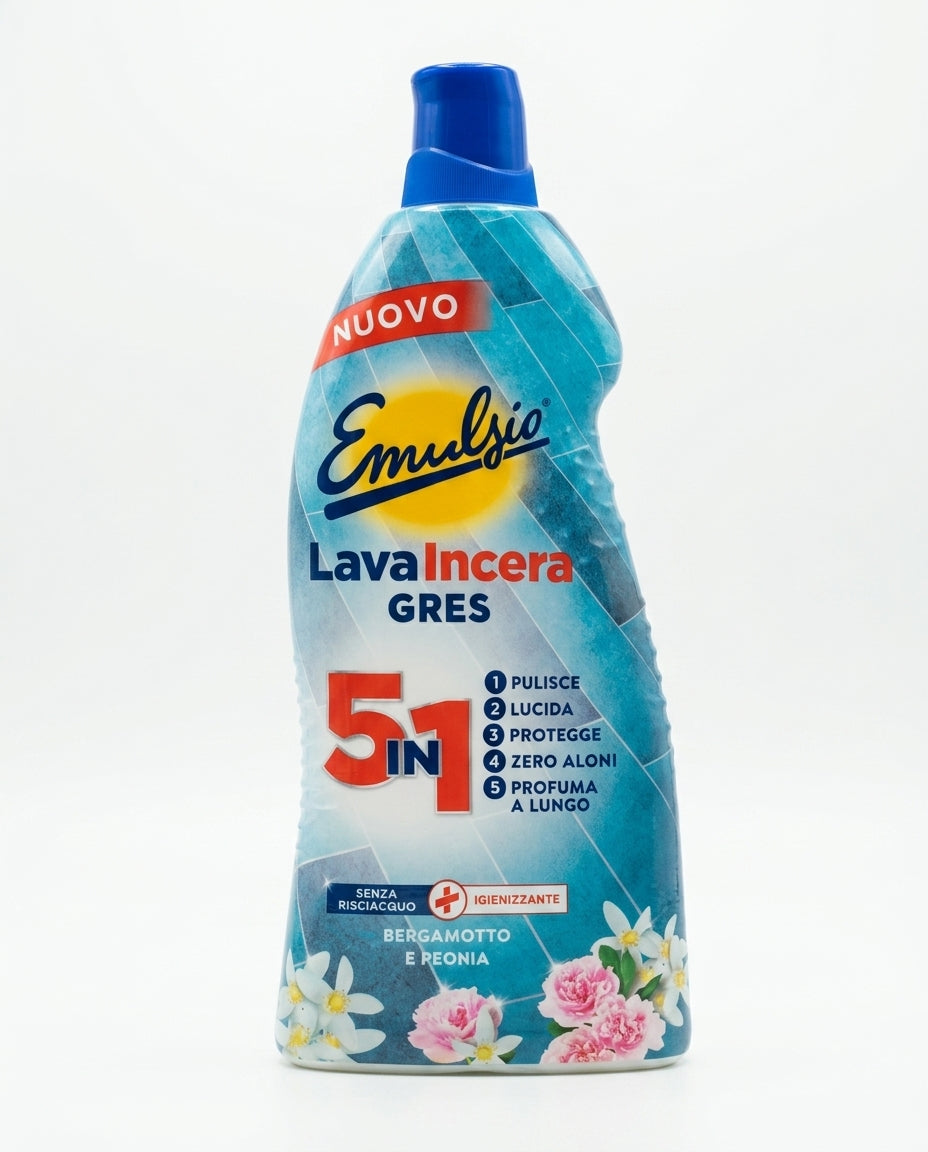 Emulsio Lavaincera Gres 875 ml 5 in 1 igienizzante, detergente che pulisce, lucida e protegge gres e gres porcellanato lucido o opaco, con effetto rinnovatore contro graffi, macchie e aloni, zero aloni e profumazione Bergamotto e Peonia a lunga durata.
