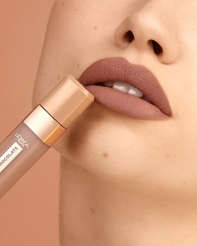 L'Oréal Paris Infaillible Les Chocolats Tinta Labbra Ultra Opaca Lunga Tenuta – Rossetto Liquido Matte Anti-Sbavatura Profumato al Cioccolato con Applicatore di Precisione a Goccia