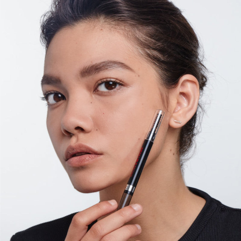 L'Oréal Paris Infaillible Brows 24H Filling Triangular – Matita Sopracciglia Lunga Tenuta con Punta Triangolare e Pettinino