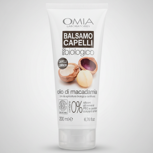 Omia Balsamo Capelli Olio di Macadamia Bio 200 ml, illuminante e ristrutturante per capelli spenti e stressati.