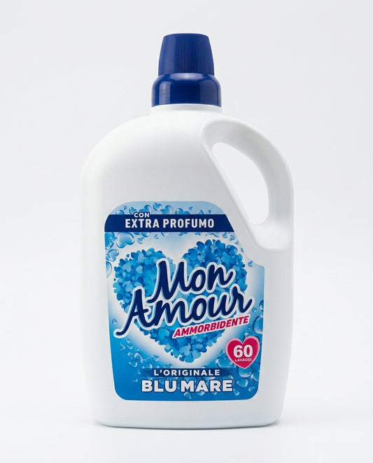 Mon Amour Ammorbidente Concentrato Blu Mare 3 L, 60 lavaggi, con tecnologia Stiro Facile ed extra profumo di freschezza marina, in formato maxi convenienza.